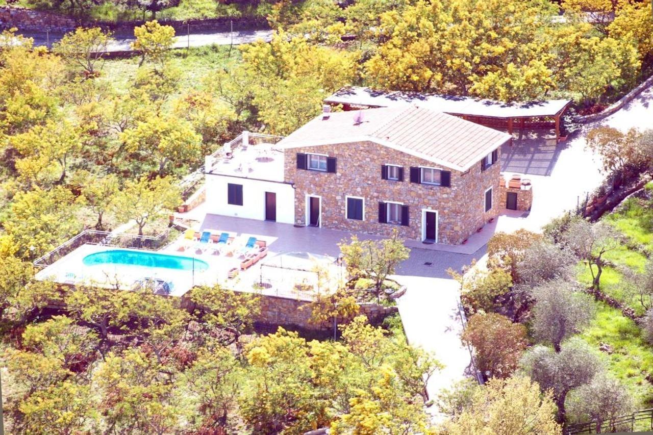 Agriturismo Le Mimose Imperia Bagian luar foto