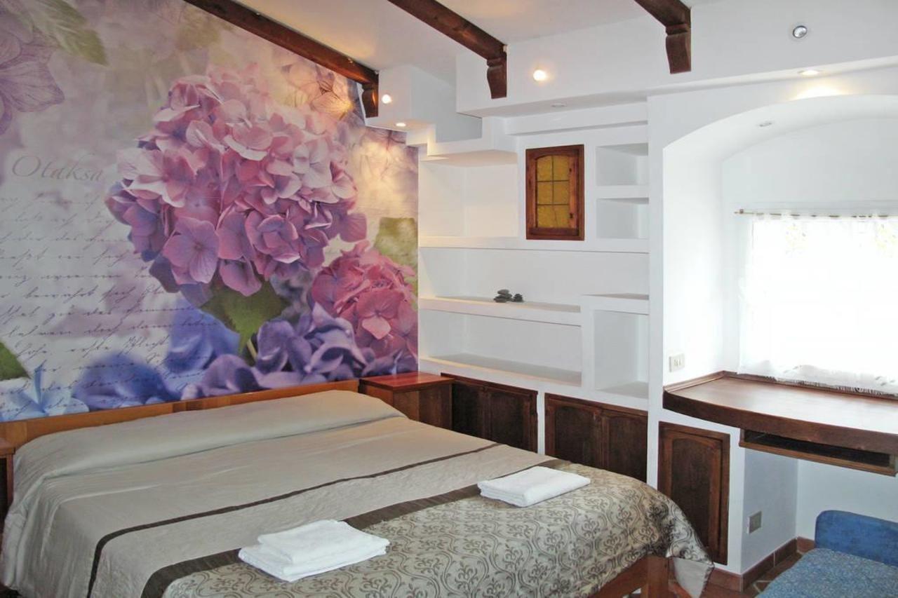 Agriturismo Le Mimose Imperia Bagian luar foto