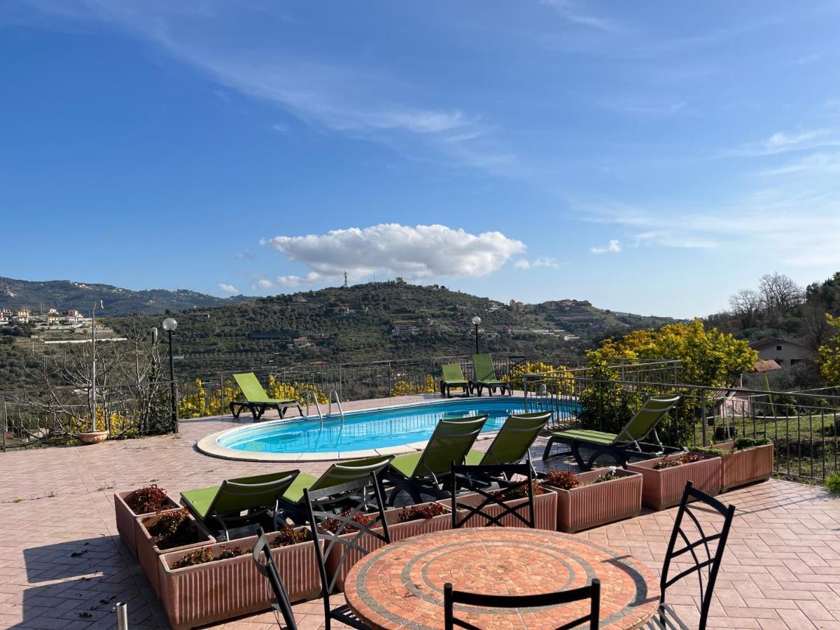 Agriturismo Le Mimose Imperia Bagian luar foto
