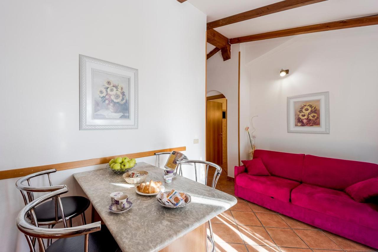 Agriturismo Le Mimose Imperia Bagian luar foto