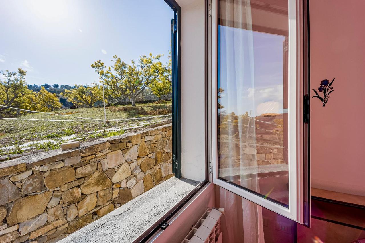 Agriturismo Le Mimose Imperia Bagian luar foto