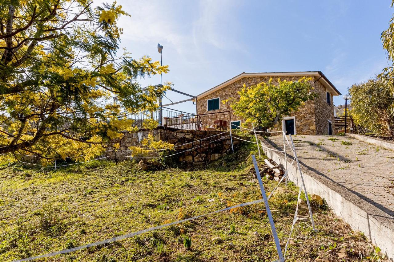 Agriturismo Le Mimose Imperia Bagian luar foto