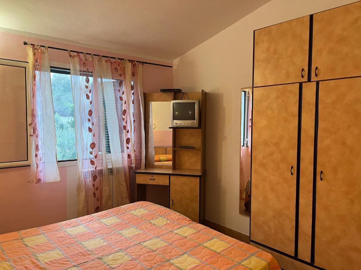 Agriturismo Le Mimose Imperia Bagian luar foto