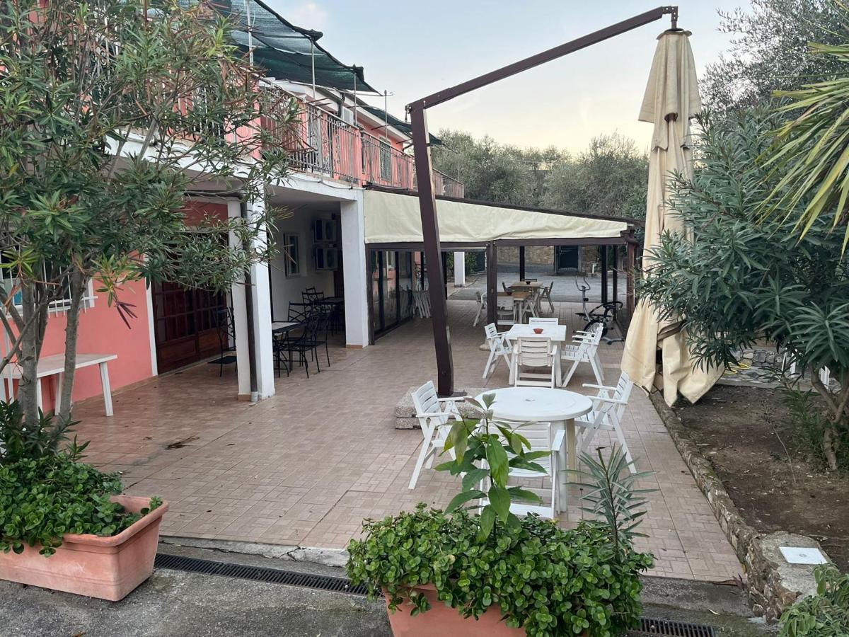 Agriturismo Le Mimose Imperia Bagian luar foto