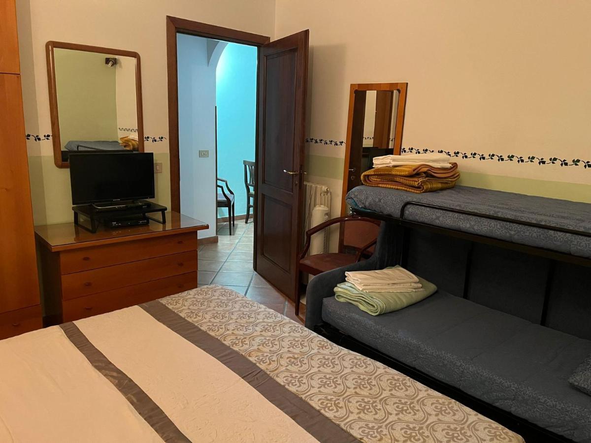 Agriturismo Le Mimose Imperia Bagian luar foto