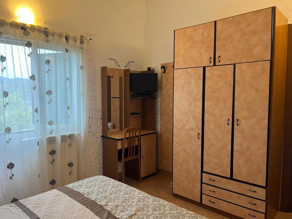 Agriturismo Le Mimose Imperia Bagian luar foto
