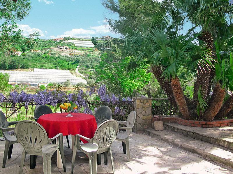 Agriturismo Le Mimose Imperia Bagian luar foto